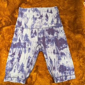 Lululemon 10” Tie-dye Bike Shorts
